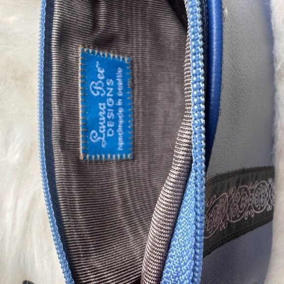 TEAL vinyl adjustable Wristlet with removable Ring NWT - Picture 3 of 4